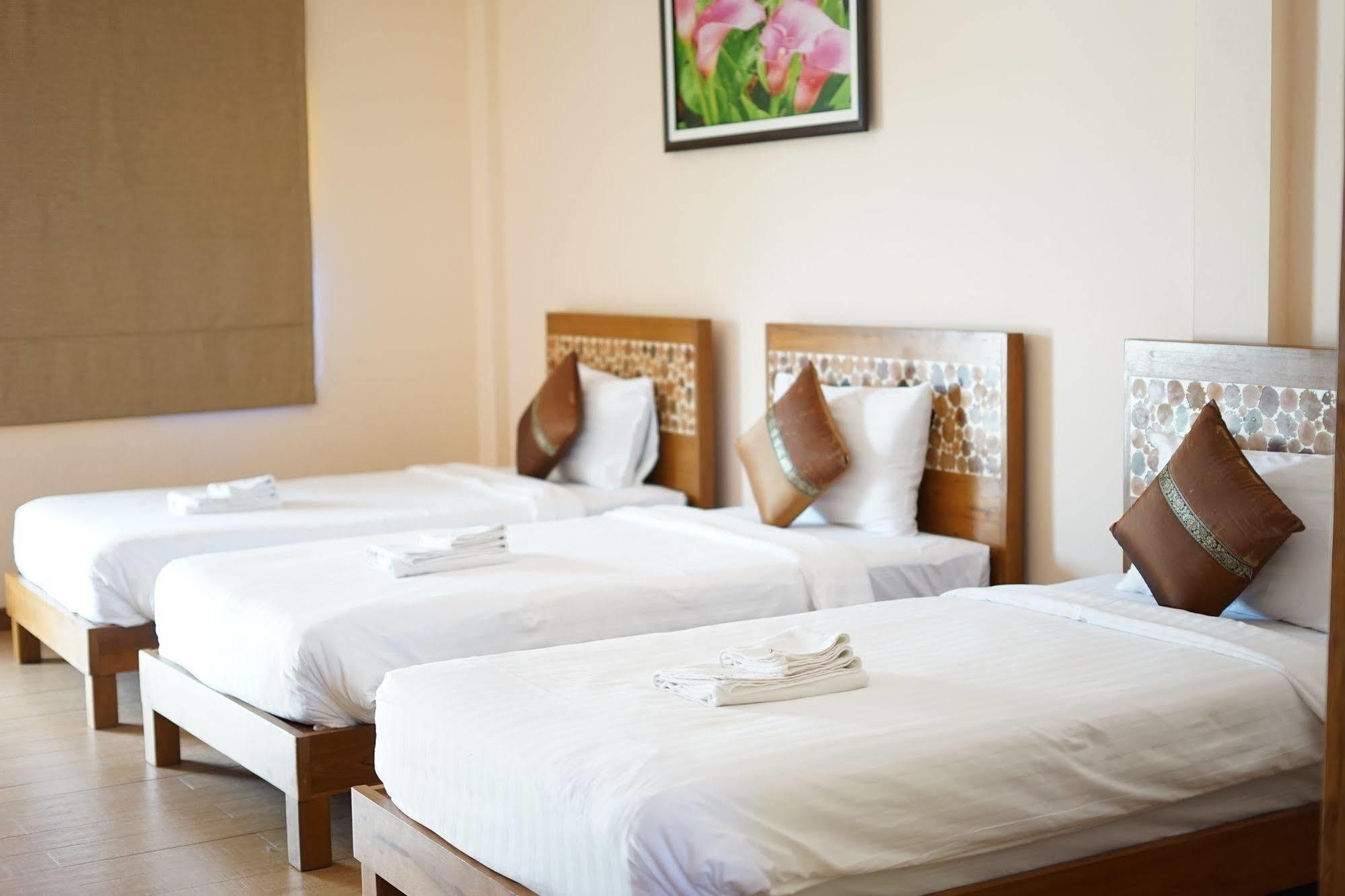 Calla Lily Boutique Residence เชียงใหม่ ภายนอก รูปภาพ