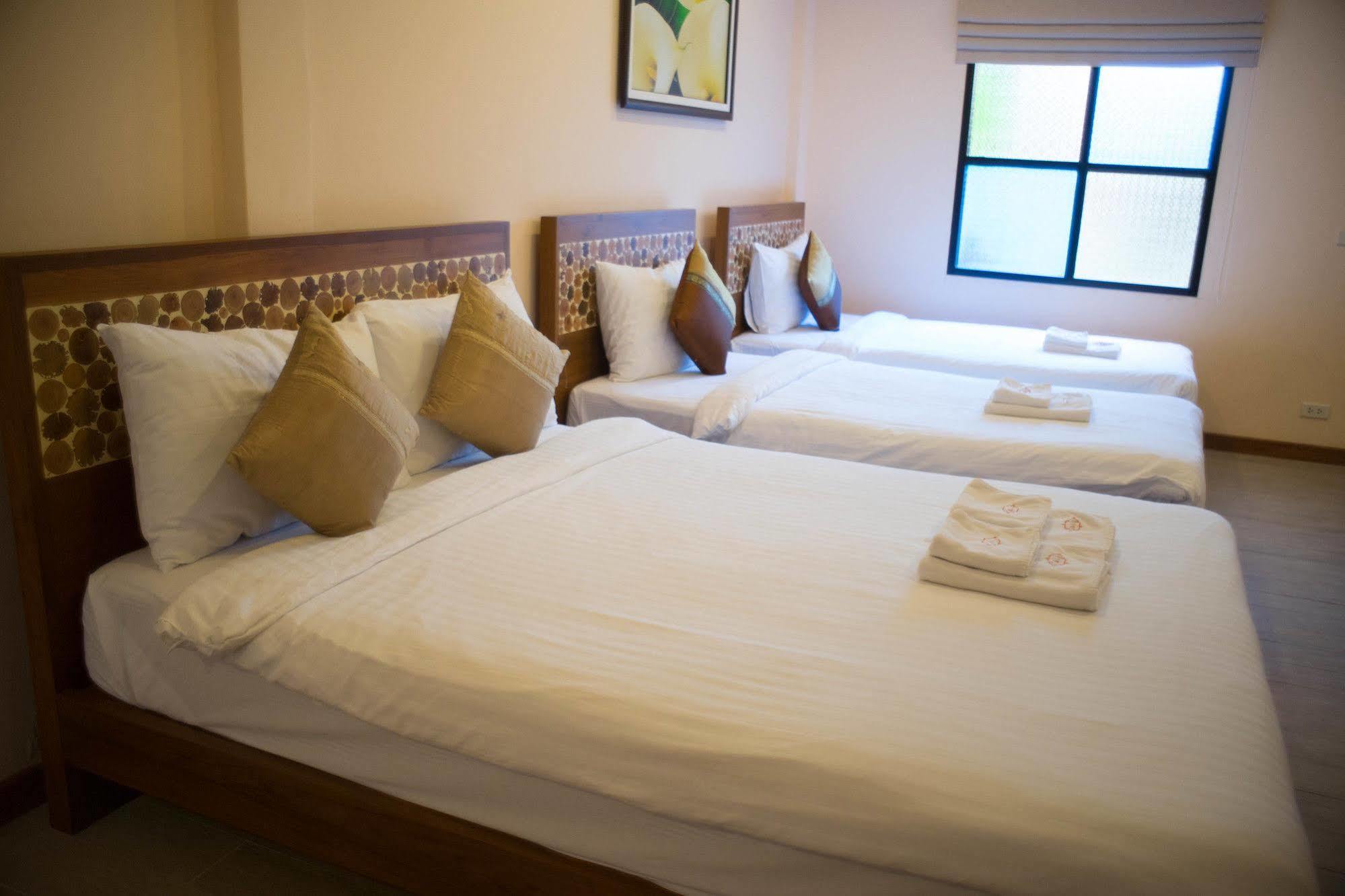 Calla Lily Boutique Residence เชียงใหม่ ภายนอก รูปภาพ